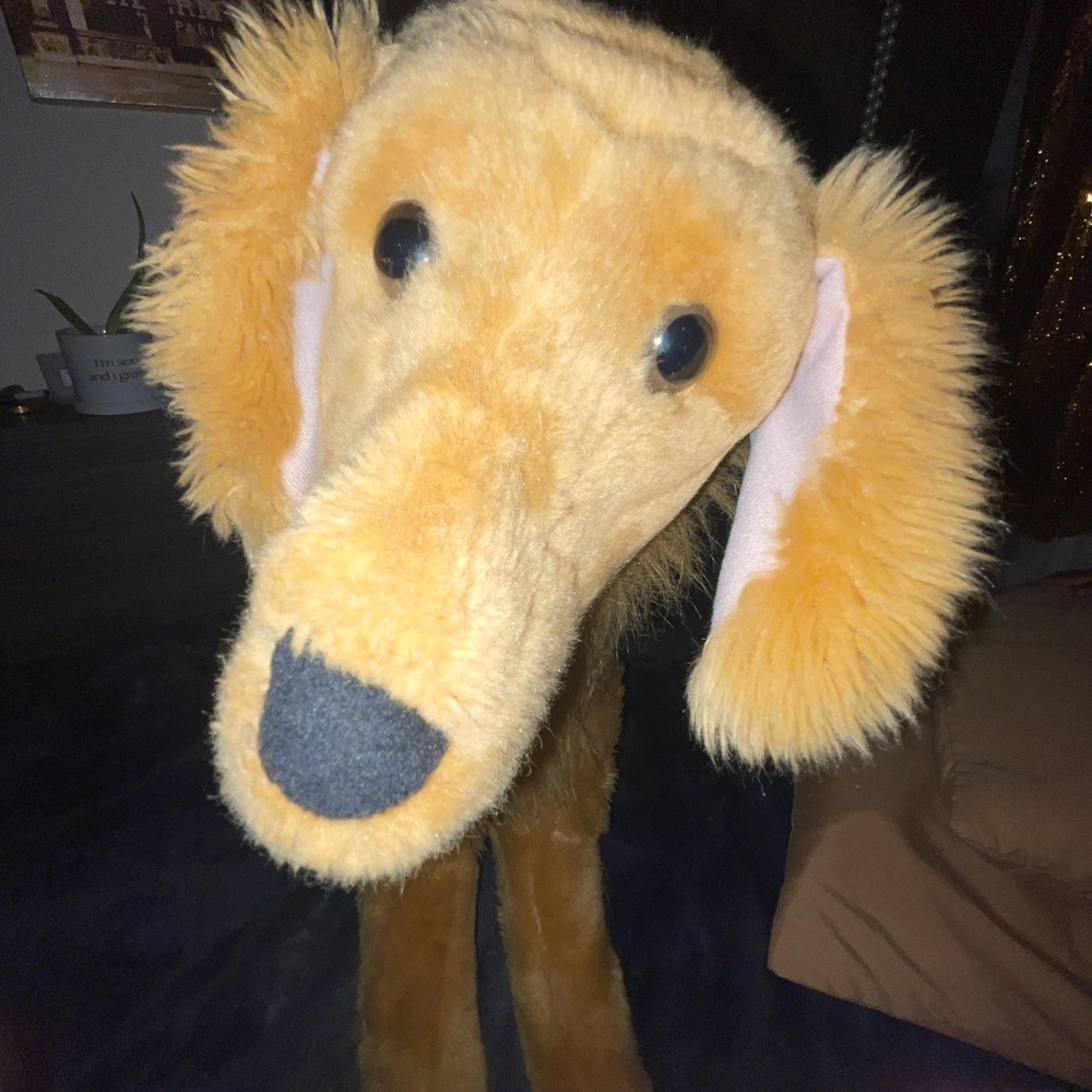 Melissa & Doug Golden Retriever life sized